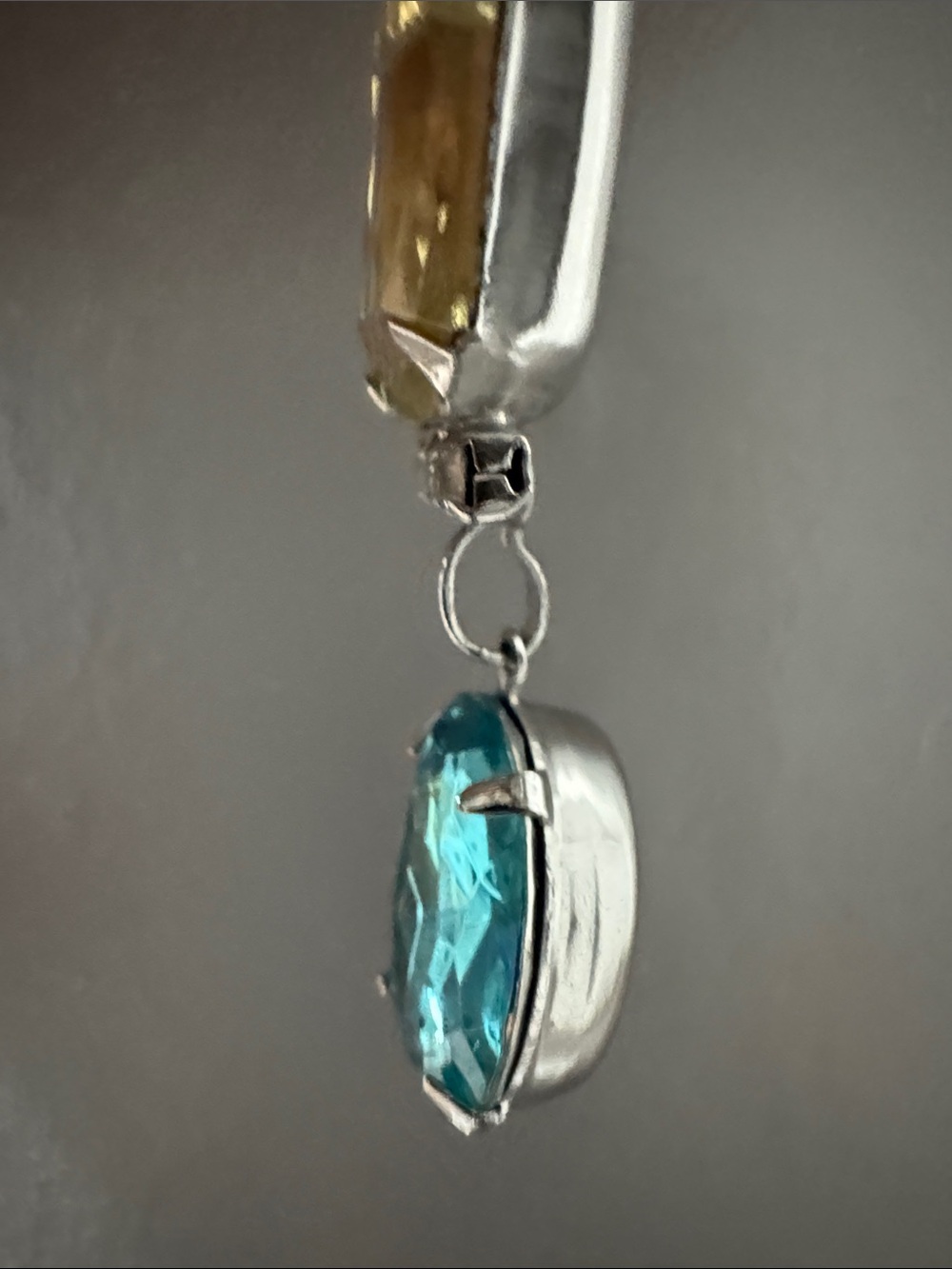 Yellow and Teal Crystal Drop Earrings -Costume jewelry - Picture 10 of 10